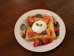草莓厚吐司-Lumos一間甜食