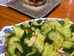 -老天桥酱肉烧饼夹肘子(天桥店)