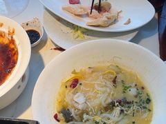 -荷塘秋月·本帮江浙菜(国权路店)