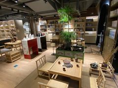 -光海书局(南京东路第一百货店)