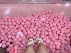 -范特西FANTASY量贩式KTV(民主广场店)