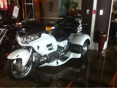 iphone_upload_pic-苏州金鸡湖中茵皇冠假日酒店