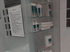 -福奈特洗衣洗鞋(宝华广场店)