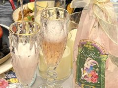 -秘密旅行Bonjour(黑金冠 江南西店)