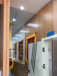 -靓芙泉专研痘痘肌