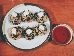 肉松手抓饭团-第二外国语学院-韩国餐厅(朝阳路店)