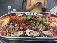 -老东镇啤酒屋海鲜加工·蒸汽海鲜·海鲜烧烤(台东店)