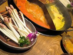 -巴卤社老火锅(财富店)
