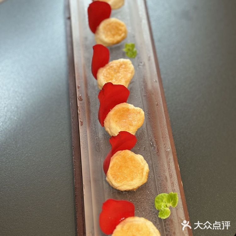 这家海鲜火锅太嗲啦！