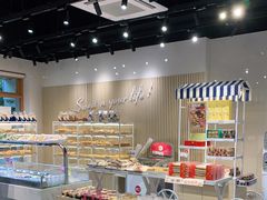 自助取餐区-85度C(生甜甜圈研究工坊·上海局门店)