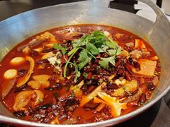 -川流不息·地道川菜·小龙虾(松东路店)