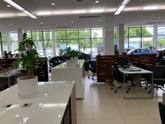 -上海宝信宝马4S店