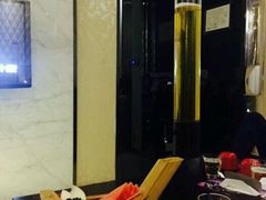 -乐潮汇时尚量贩式KTV(嘉业国际城购物中心店)