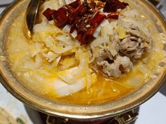 大骨头炖酸菜(小份)-关东小磨东北菜(漕河泾印象城店)