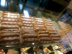 巧克力手指泡芙-Dough&Joe团憩(瑞虹天地月亮湾店)