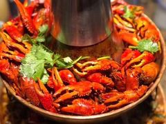 -沪小二炭火蛙锅(淮海中路美食不夜城店)