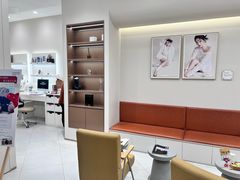 -HIMO海马体照相馆(上海华润CP静安店)