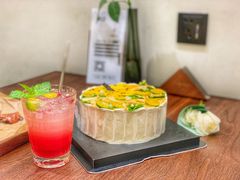 -小苍兰风铃草·礼物蛋糕(沈阳店)