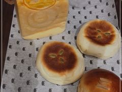 -沁屋面包店(人民东路店)