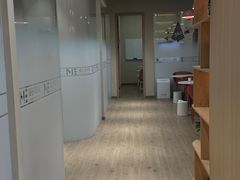 -ME Marvel English 麦迩威英语(万象城校区)