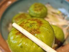 生煎菠菜包-滋粥楼·顺德菜(番禺广场总店)