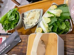 -毛辣果·贵州红酸汤牛肉火锅(西单店)