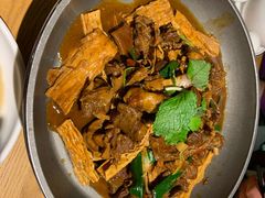 王妈妈回味黑山羊排-隔壁老王·家常云南菜(花巷店)