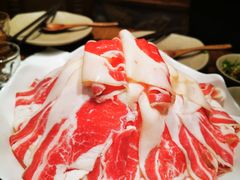 -吴氏老牌坊云南鱼豆花火锅店(通江街店)