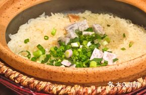 Chicken Oil Clay Pot Rice