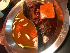 -大龙辣火锅·龙虾·烧烤(湖滨新天地店)