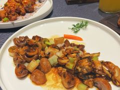 -连鹭海鲜·海肠捞饭·海胆饭(星海店)
