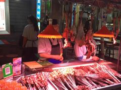 -正宁路小吃夜市