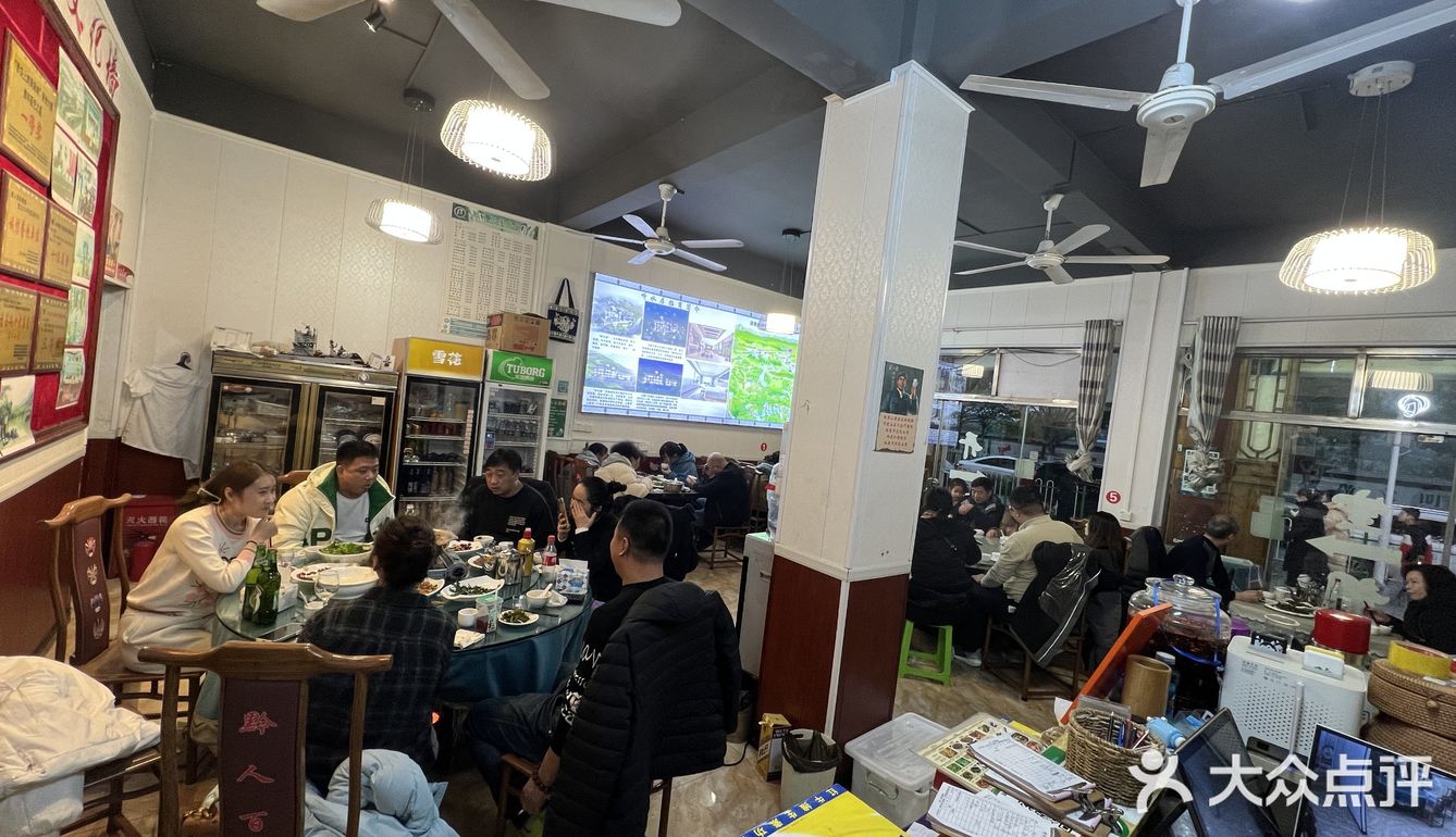 贵州美食｜🌊黄果树瀑布好吃的餐厅~