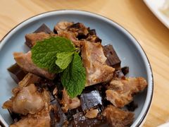 青岛酱猪蹄-船歌·鱼水饺青岛菜(国贸商城店)