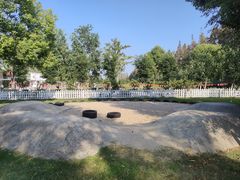 -前小桔亲子创意农场·草莓采摘·露营烧烤