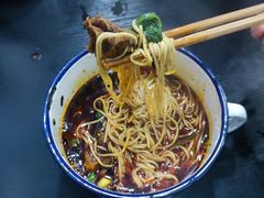 坨坨牛肉面-山城盅盅面