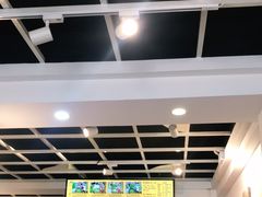 -丽虹云南过桥米线(兴工街店)