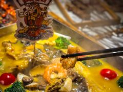 -鸣记脆皮烤鱼·海鲜烤鱼(三八广场店)