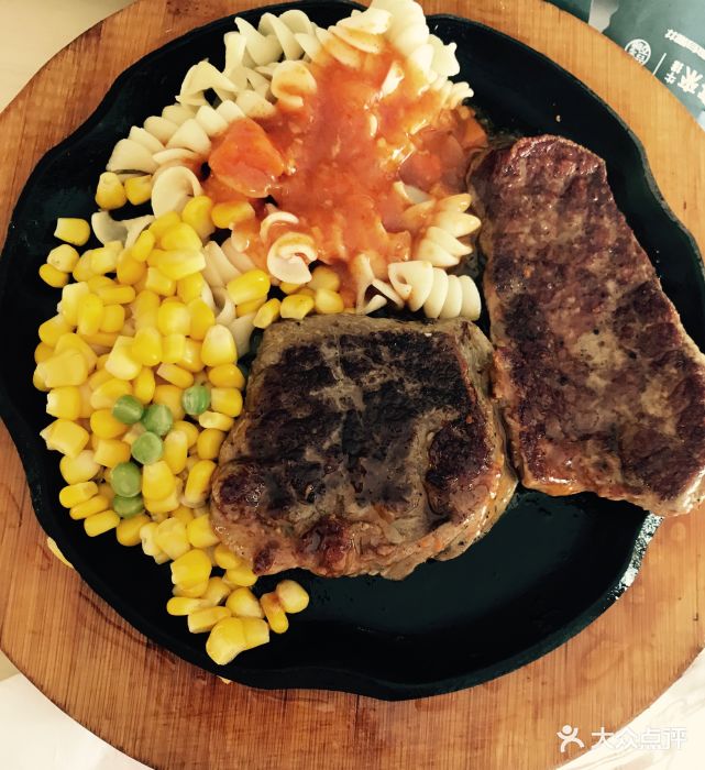 苹果木肋眼牛排