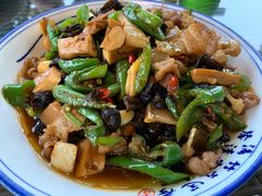 小炒肉-裸心园农庄