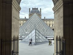 -卢浮宫