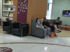 -雅悦齿科(顾村公园店)