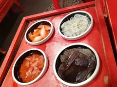 -谭鸭血老火锅·匠心(环球港旗舰店)