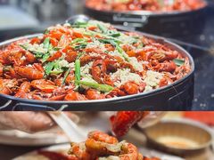 -四海一家自助餐(益田假日广场店)