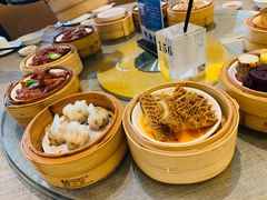-荣誉国际酒店-云顶旋转餐厅