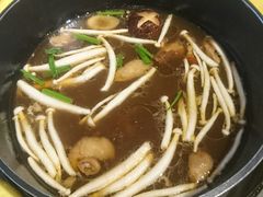 -三人行骨头王火锅(长寿店)