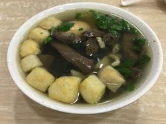 鸭血粉丝-鸡鸣汤包(广东路店)