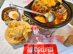 -老表记广西宵夜螺蛳鸭脚煲(东盟店)