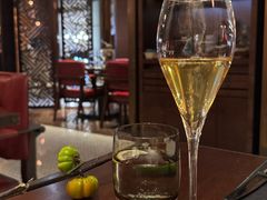 -恰餐厅及酒吧 CHAR Bar & Grill (北京丽都皇冠假日店)