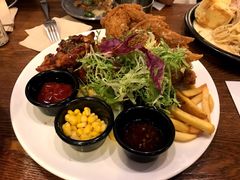 炸鸡拼盘-机器人火炉披萨(爱琴海店)